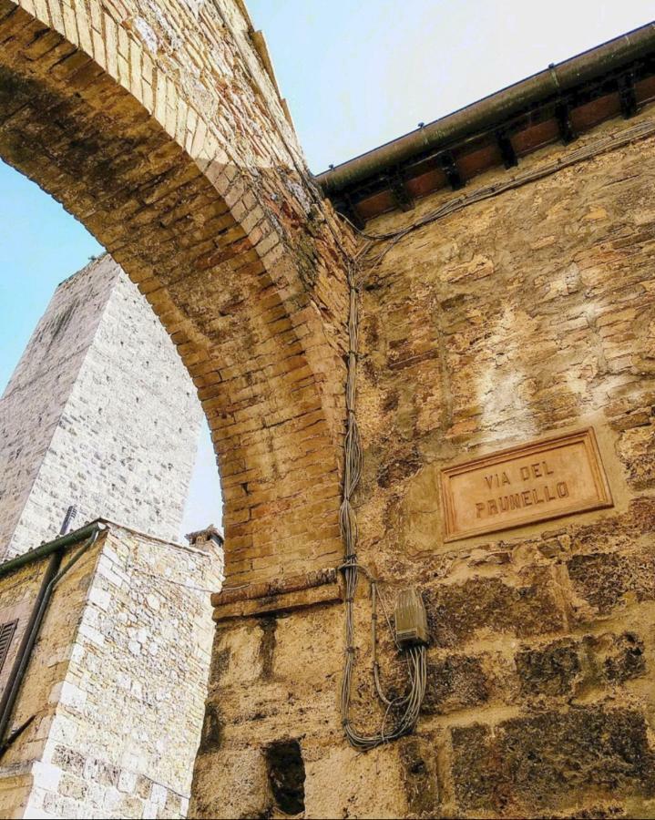 Il Prunello - Una Casa Tra Le Torri San Gimignano Dış mekan fotoğraf